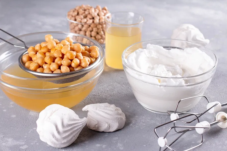 Aquafaba là nước nấu đậu gà (Ảnh: Internet) Aquafaba là nước nấu đậu gà (Ảnh: Internet)
