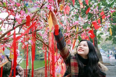 Ý nghĩa của phong tục hái lộc đầu năm