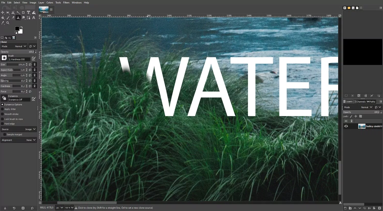 Sử dụng công cụ Clone trong GIMP (Ảnh: Internet) Sử dụng công cụ Clone trong GIMP (Ảnh: Internet)