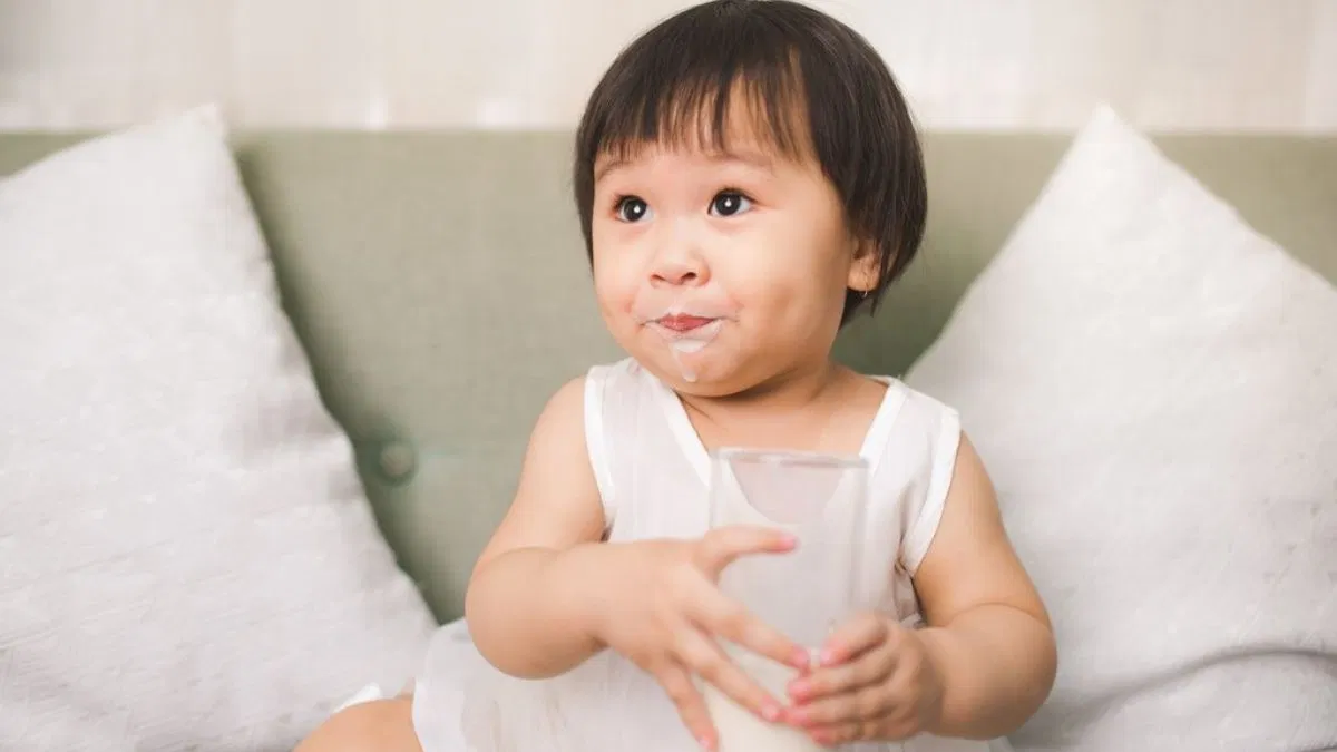 Những điều cần biết khi chăm sóc trẻ mới sinh giúp bé ít bệnh, ăn nhanh chóng lớn (Ảnh: Internet)