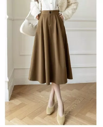 Chân váy màu nâu thăng hạng “style” của nàng công sở (Ảnh: Internet)