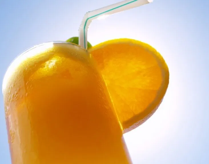 Bạn đã thử qua loại thức uống rực rỡ sắc màu này bao giờ chưa? (Ảnh: Internet)