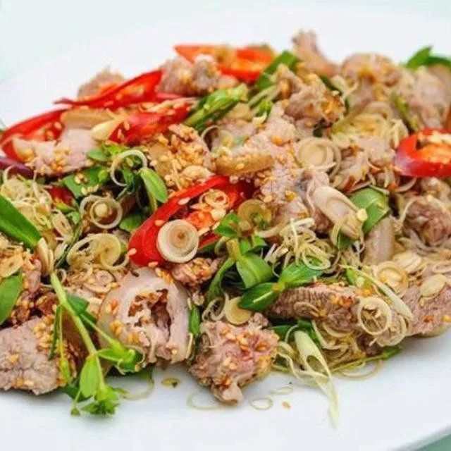 Dê xào sả ớt tại nhà hàng Tô Hải Yến