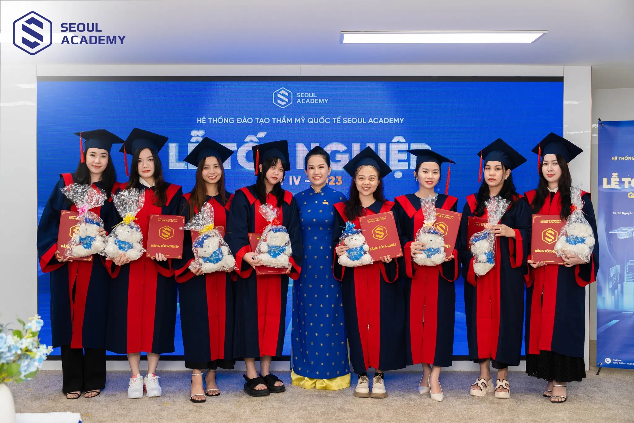 Lễ tốt nghiệp của Seoul Academy