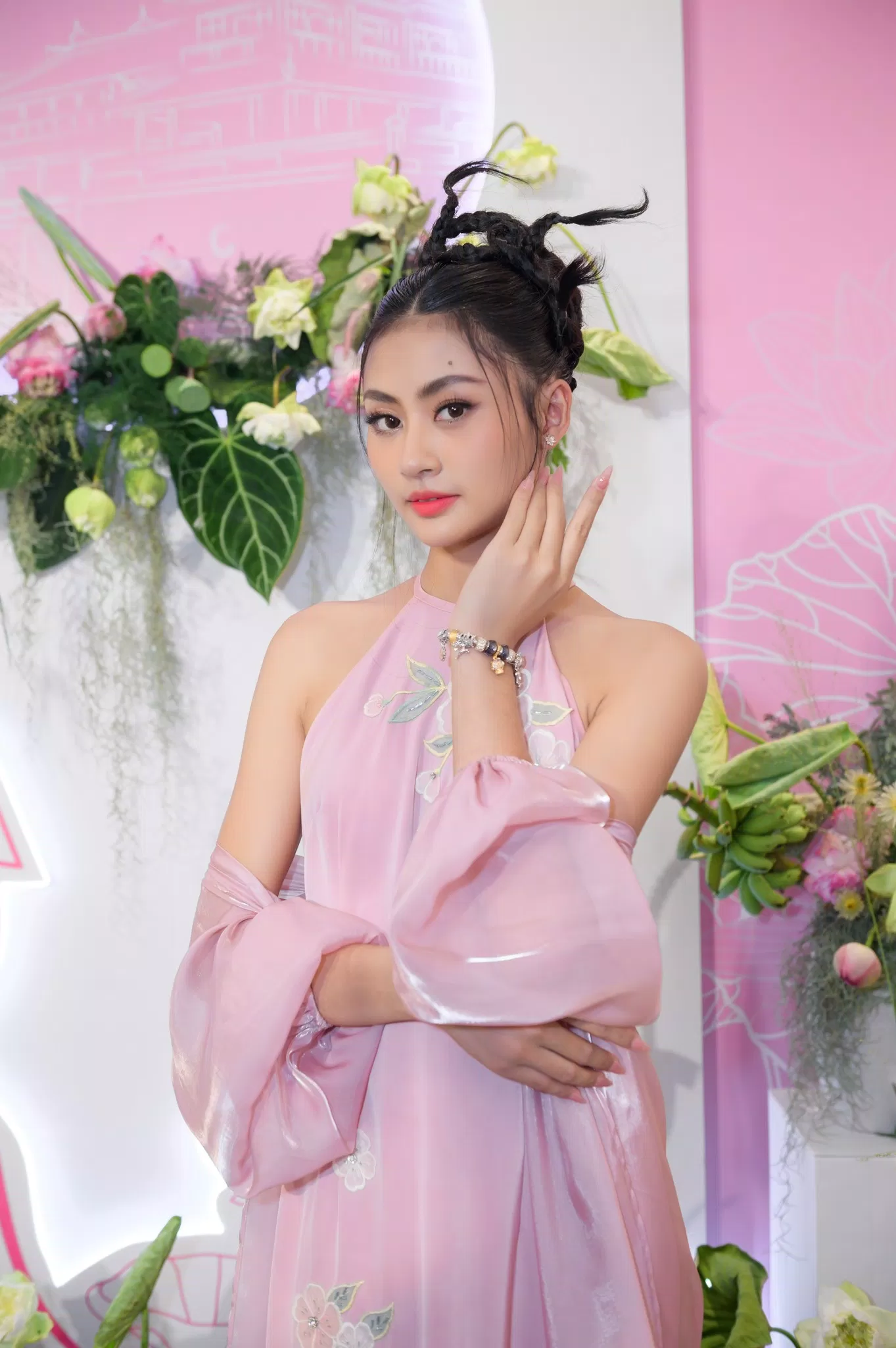 Xuân Hạnh (Ảnh: Internet) Xuân Hạnh (Ảnh: Internet)