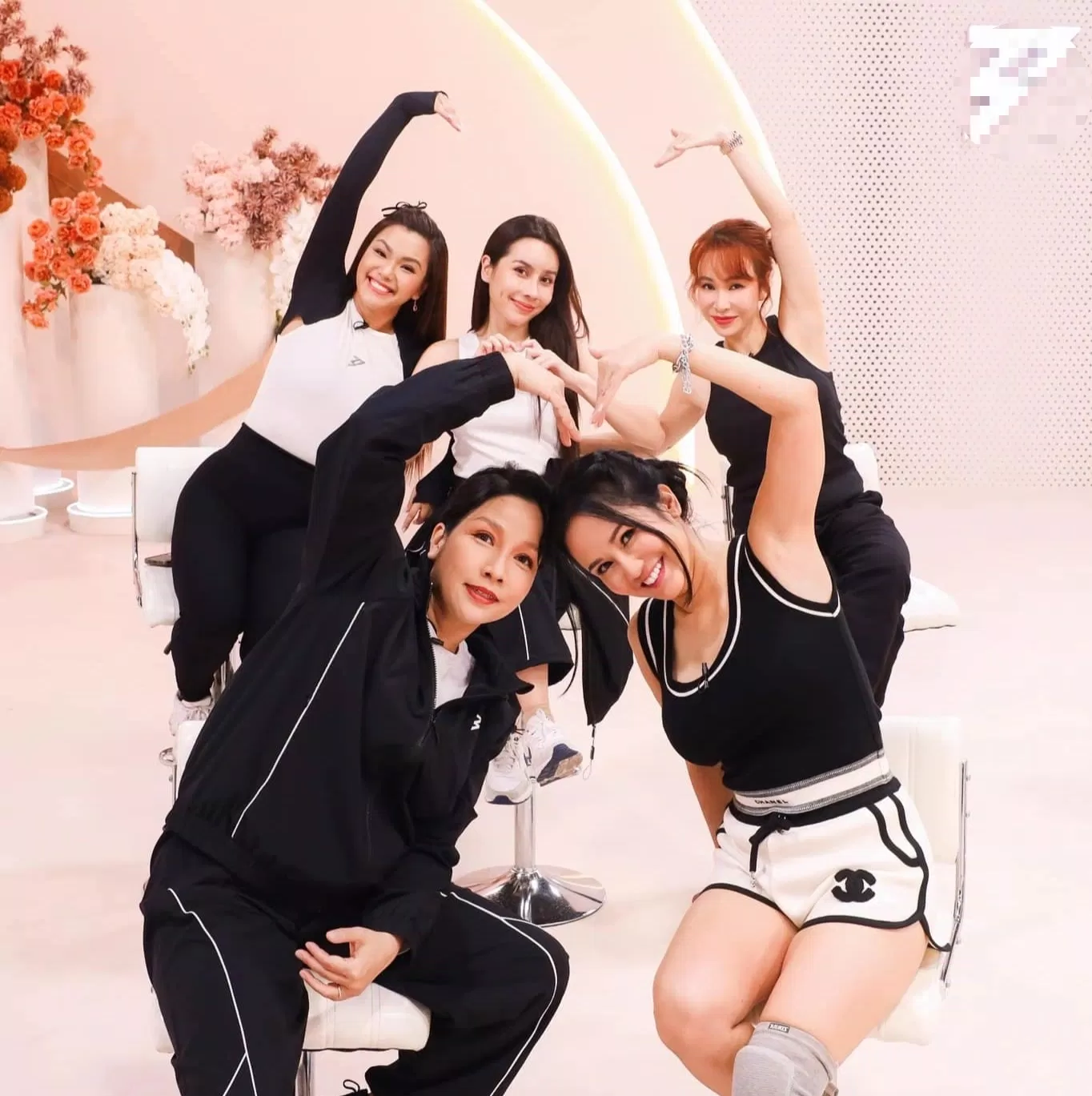 Mỹ Linh: Chị đẹp "chữa lành" cả show (Ảnh: Internet) Mỹ Linh: Chị đẹp "chữa lành" cả show (Ảnh: Internet)