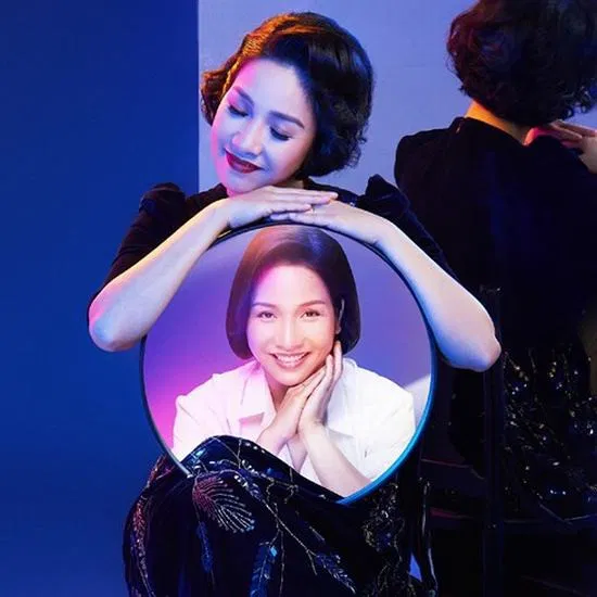 Mỹ Linh được mệnh danh là "Phù Vân giáo chủ" vì giọng hát cao vút lên 9 tầng mây (Ảnh: Internet) Mỹ Linh được mệnh danh là "Phù Vân giáo chủ" vì giọng hát cao vút lên 9 tầng mây (Ảnh: Internet)