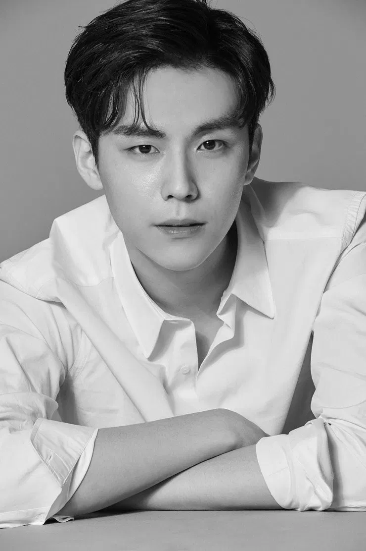 Kim Do Hoon đã là "tân binh xuất sắc" sau 8 năm đi diễn trước khi trở thành Lee Kang Hoon trong Moving. (Ảnh: Internet)