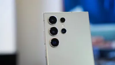 Cách bố trí camera không khác mấy so với Galaxy S23 Ultra (Ảnh: Internet)