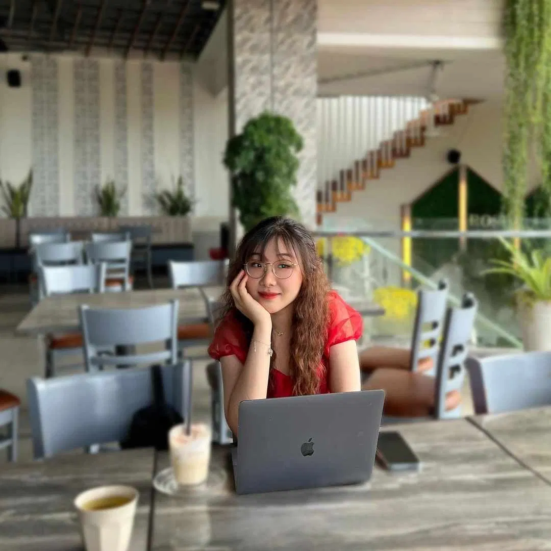 Hồng Phương là một cô nàng chăm chỉ và nỗ lực (Ảnh: Internet) Hồng Phương là một cô nàng chăm chỉ và nỗ lực (Ảnh: Internet)