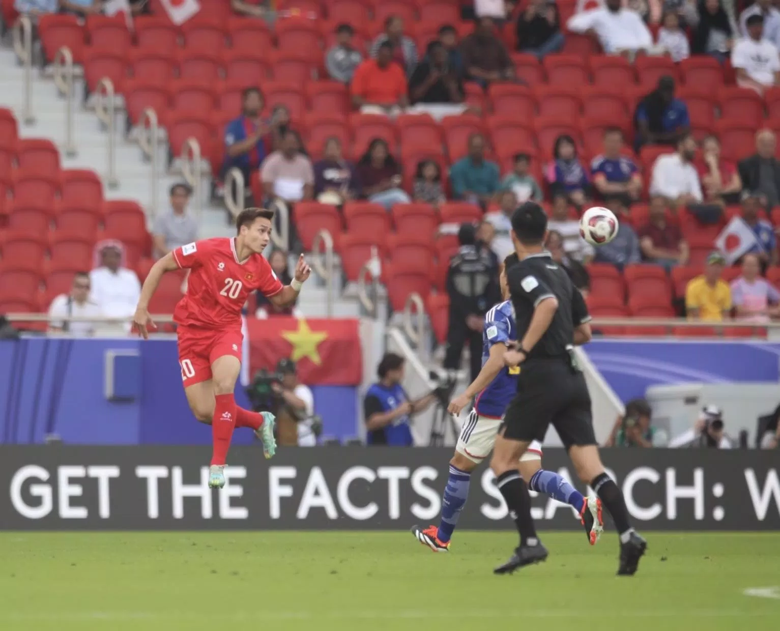 Khoảnh khắc vỡ òa khi Đình Bắc và Tuấn Hải ghi bàn vào lưới Nhật Bản (Nguồn: Internet) Khoảnh khắc vỡ òa khi Đình Bắc và Tuấn Hải ghi bàn vào lưới Nhật Bản (Nguồn: Internet)