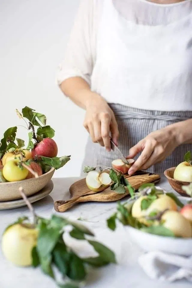 Magiê và B6 phối hợp với thận để giúp cơ thể loại bỏ lượng natri và nước dư thừa ra khỏi cơ thể.(Nguồn: Internet)