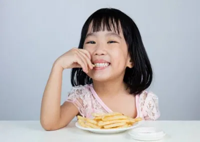 Cẩn thận với những gì mình ăn nhé (Ảnh: Internet)