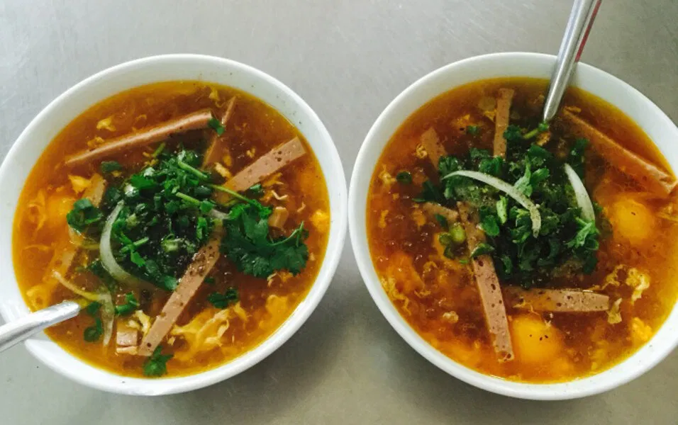 Quán 100 - Cháo Trắng & Hột Vịt Muối - Ảnh: Foody