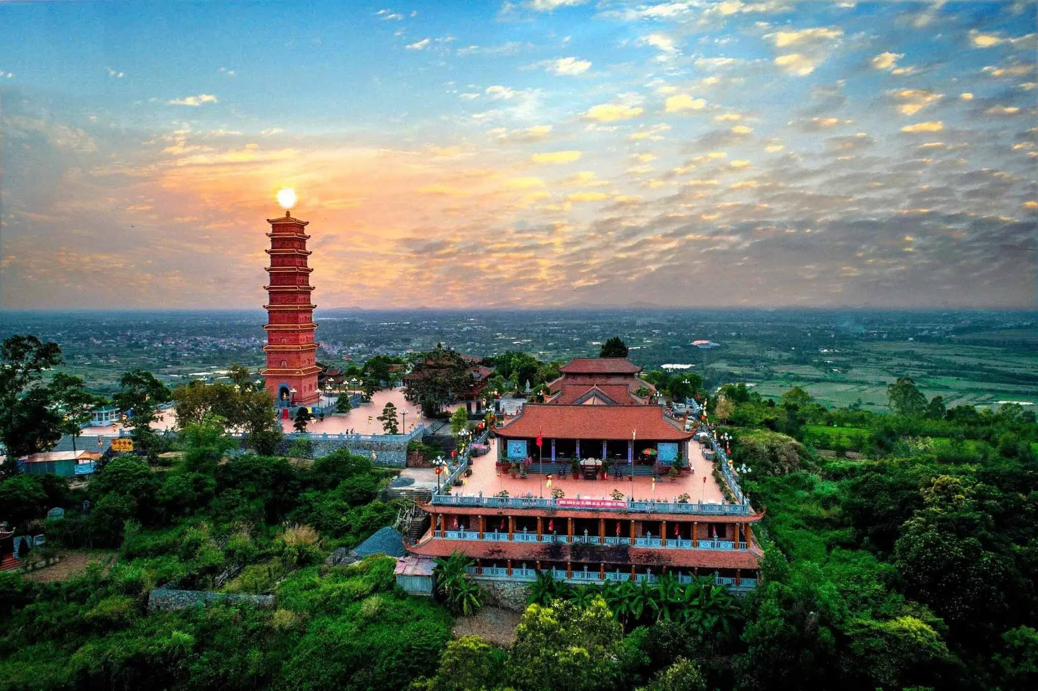 Chùa Hải Phòng đẹp: Chùa Tháp Tường Long (Ảnh: Internet)