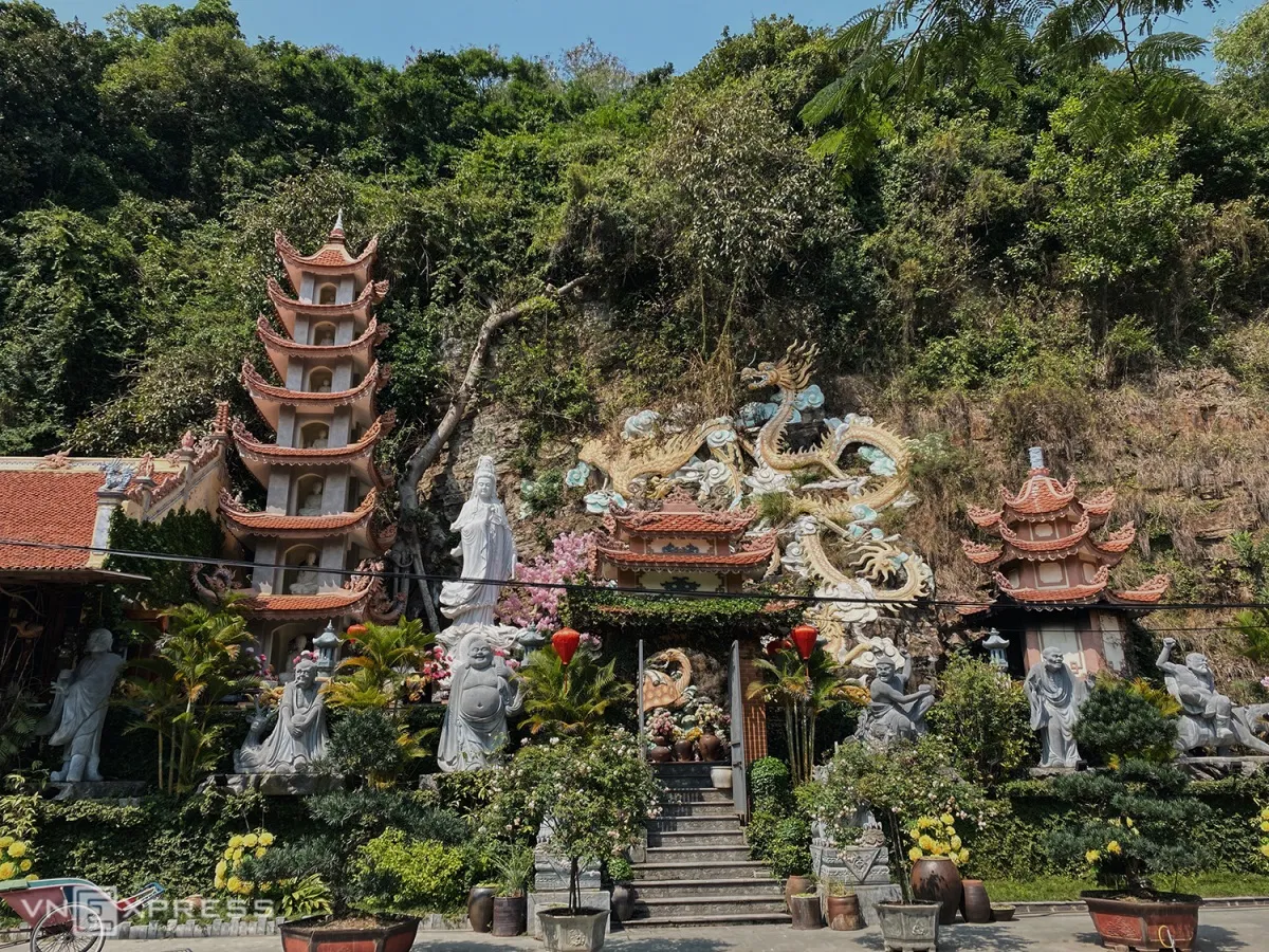 Chùa Hải Phòng đẹp: Chùa Hang
