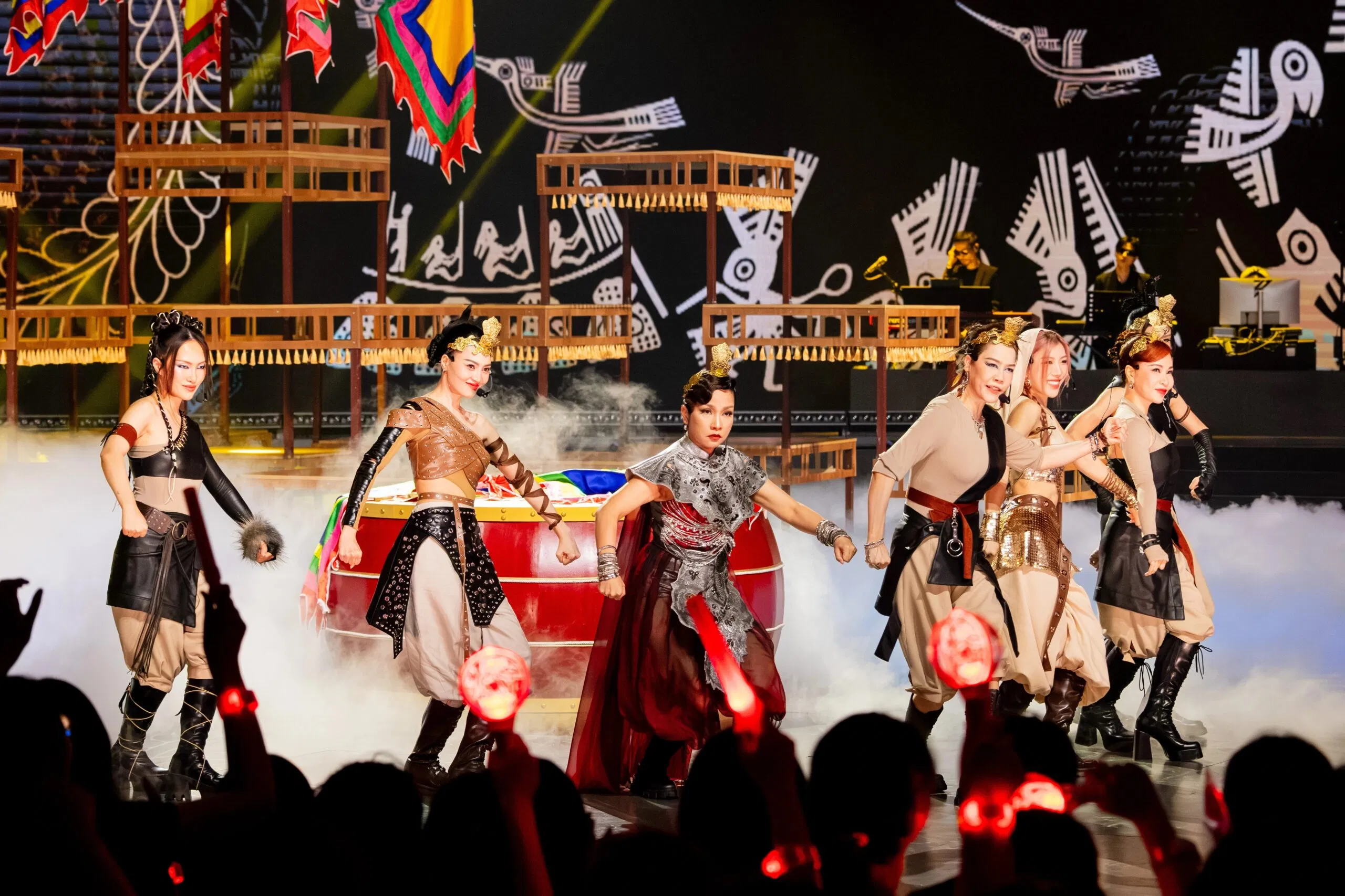 Nam Quốc Sơn Hà - Đất Nước Lời Ru của nhóm Trang Pháp (Ảnh: Internet) Nam Quốc Sơn Hà - Đất Nước Lời Ru của nhóm Trang Pháp (Ảnh: Internet)