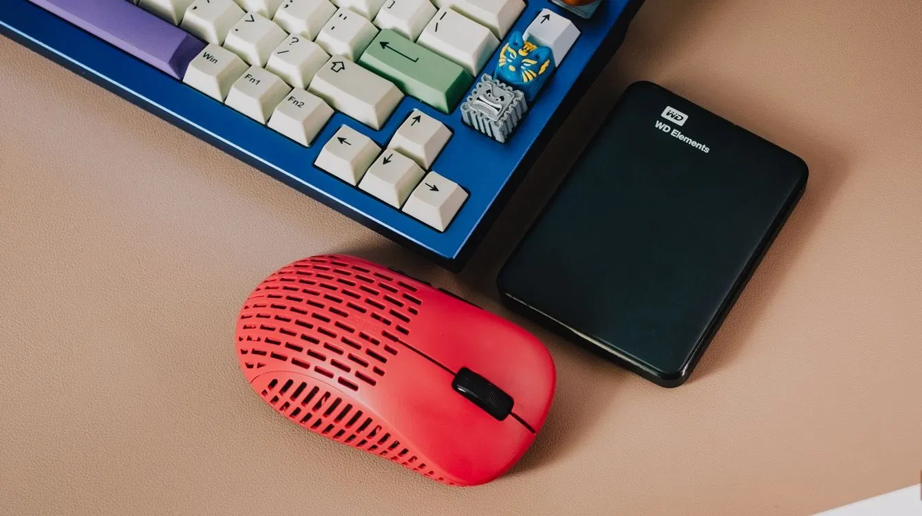 Ổ cứng ngoài giúp lưu trữ file (Ảnh: Internet) Ổ cứng ngoài giúp lưu trữ file (Ảnh: Internet)