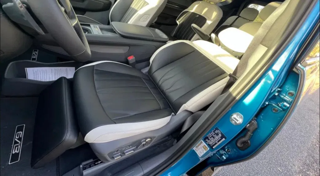 Ghế ngả lưng của Kia EV9 (Ảnh: Internet) Ghế ngả lưng của Kia EV9 (Ảnh: Internet)