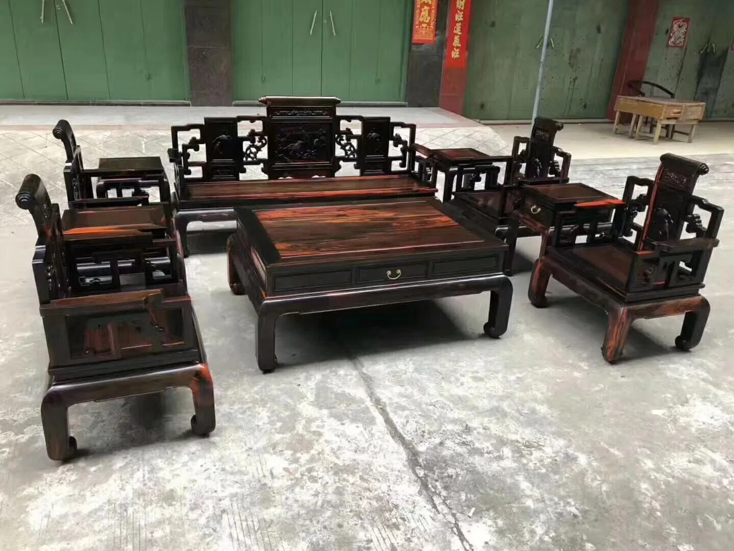 Gỗ trắc - loại gỗ tốt, có tính thẩm mỹ cao, chịu được khí hậu nóng và có giá trị kinh tế tốt (ảnh: Internet) Gỗ trắc - loại gỗ tốt, có tính thẩm mỹ cao, chịu được khí hậu nóng và có giá trị kinh tế tốt (ảnh: Internet)