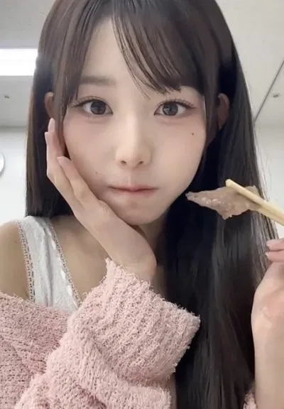 Jang Wonyoung (Ảnh: Internet) Jang Wonyoung (Ảnh: Internet)