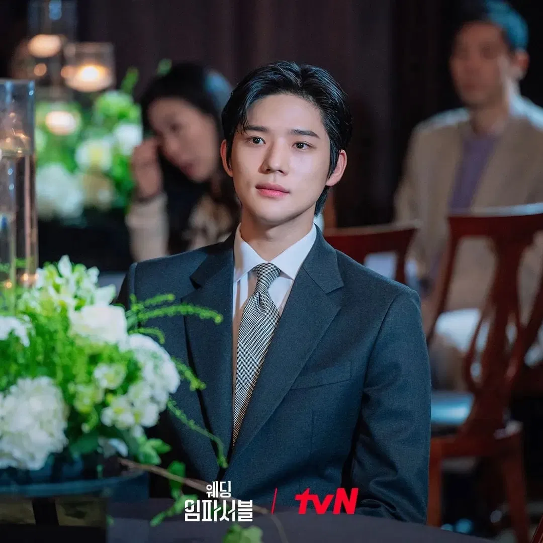 nổi bật với khí chất, thần thái của một tài phiệt (Ảnh: Internet) nổi bật với khí chất, thần thái của một tài phiệt (Ảnh: Internet)