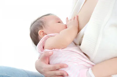 8 Lưu ý chăm sóc trẻ dưới 1 tuổi giúp bé thông minh, ít ốm vặt (ảnh: Internet) 8 Lưu ý chăm sóc trẻ dưới 1 tuổi giúp bé thông minh, ít ốm vặt (ảnh: Internet)