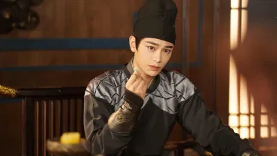 Nam chính Lý Bính là mèo trắng hóa thân