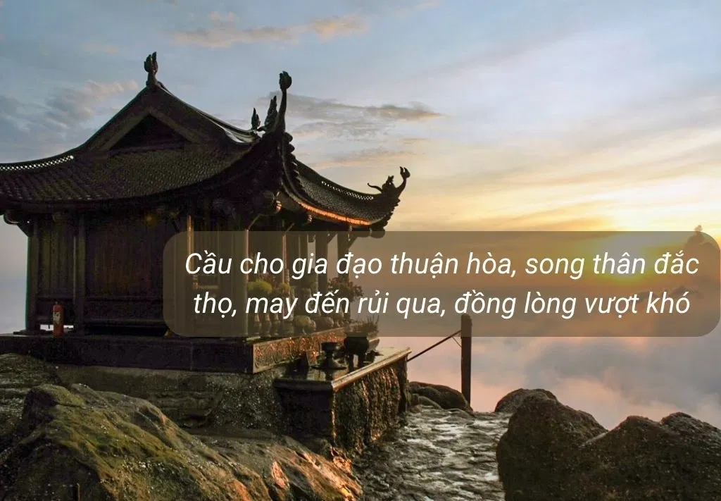 Cap đi chùa cầu bình an (Ảnh: Internet) Cap đi chùa cầu bình an (Ảnh: Internet)