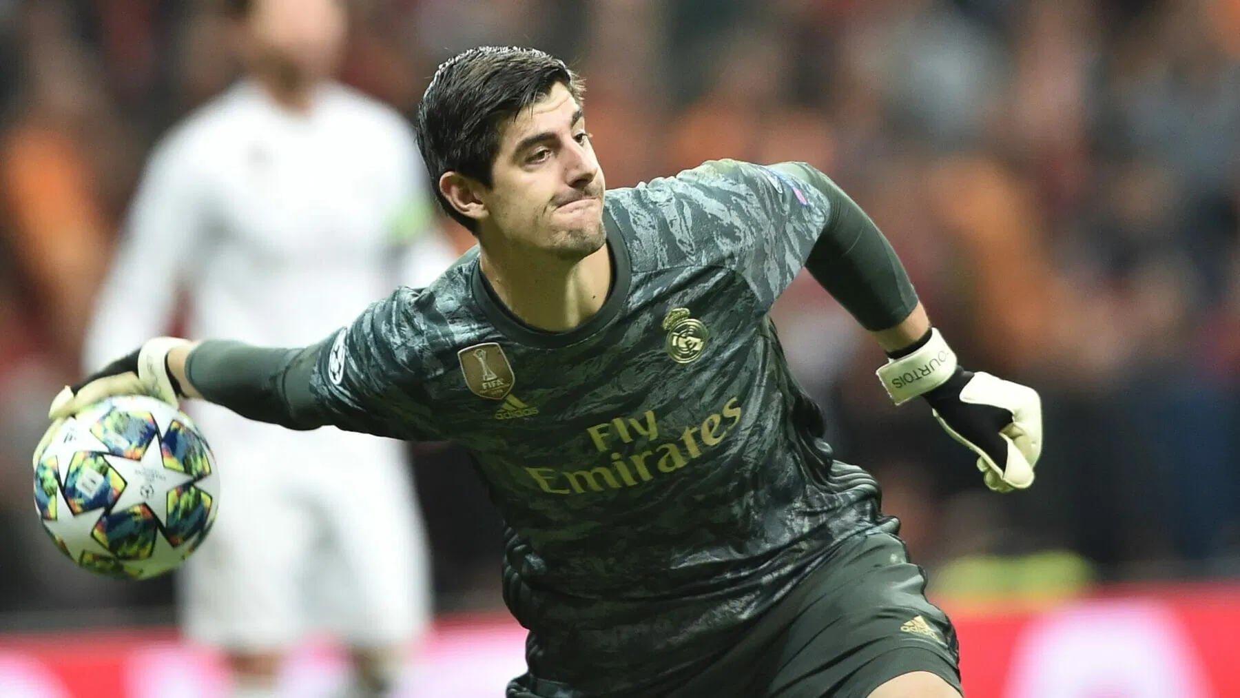 Courtois trong màu áo Real Madrid (ảnh: Internet) Courtois trong màu áo Real Madrid (ảnh: Internet)