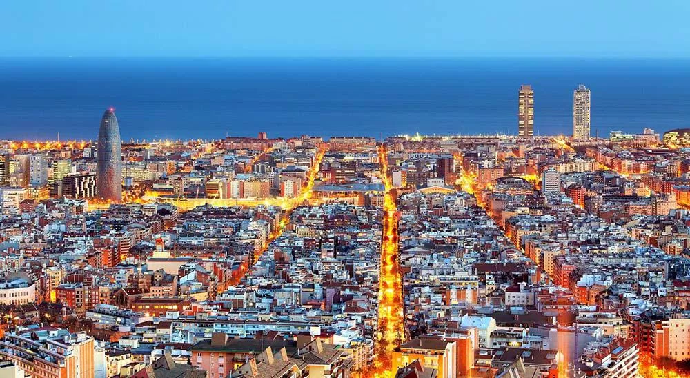 Barcelona - Thành phố đẹp như mơ tại Tây Ban Nha (Nguồn: Internet) Barcelona - Thành phố đẹp như mơ tại Tây Ban Nha (Nguồn: Internet)