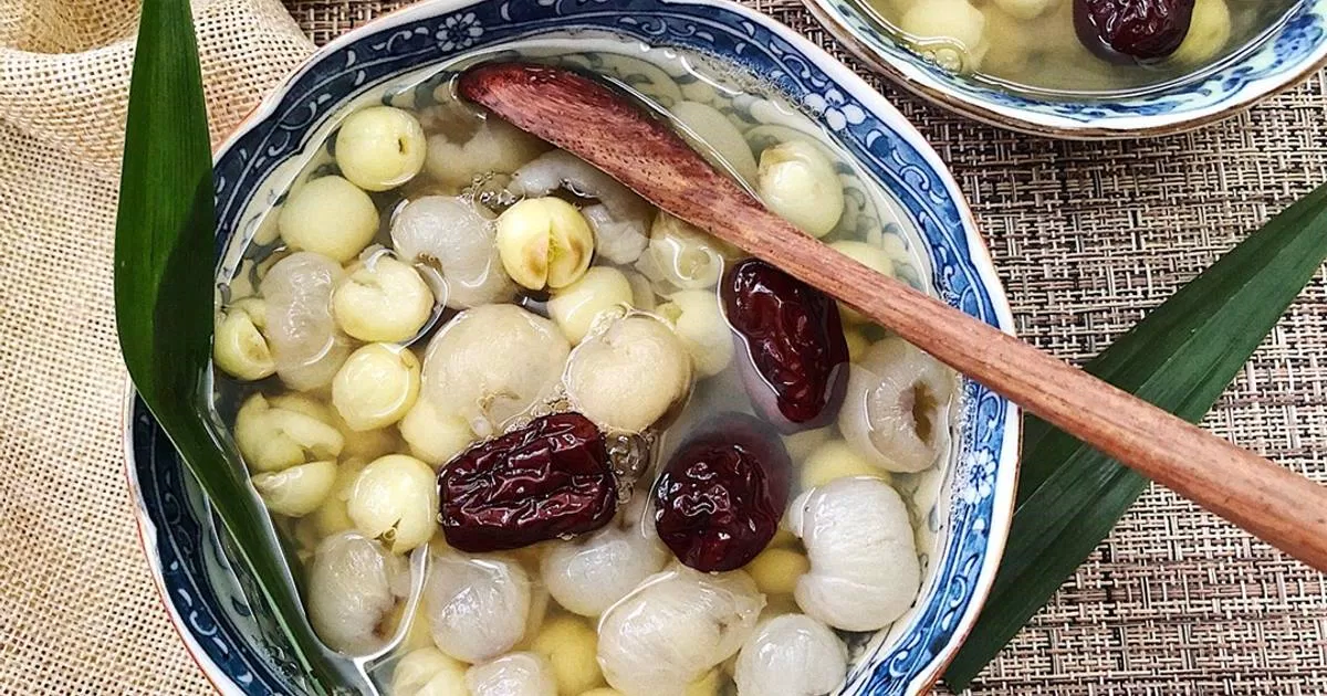 Chè hạt sen long nhãn (Ảnh: Internet) Chè hạt sen long nhãn (Ảnh: Internet)