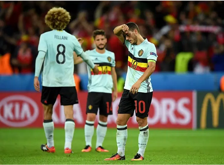 Đội tuyển Bỉ đã từng mặc áo màu xanh nhạt trong quá khứ (Ảnh: Internet)