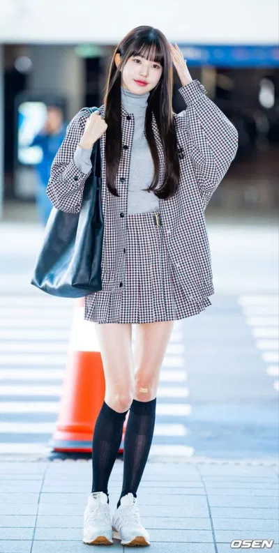 Hiện tại, Wonyoung là nữ idol có lịch trình khủng hoảng nhất KPOP