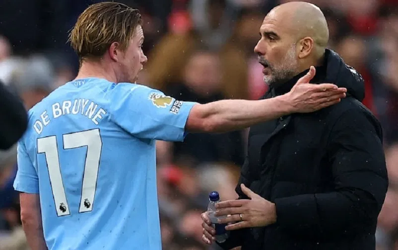 Kevin De Bruyne không hài lòng khi bị thay ra (Ảnh: Internet)