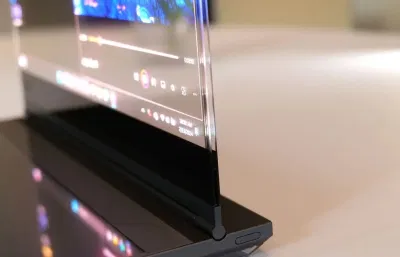 Laptop màn hình trong suốt của Lenovo (Ảnh: Internet) Laptop màn hình trong suốt của Lenovo (Ảnh: Internet)