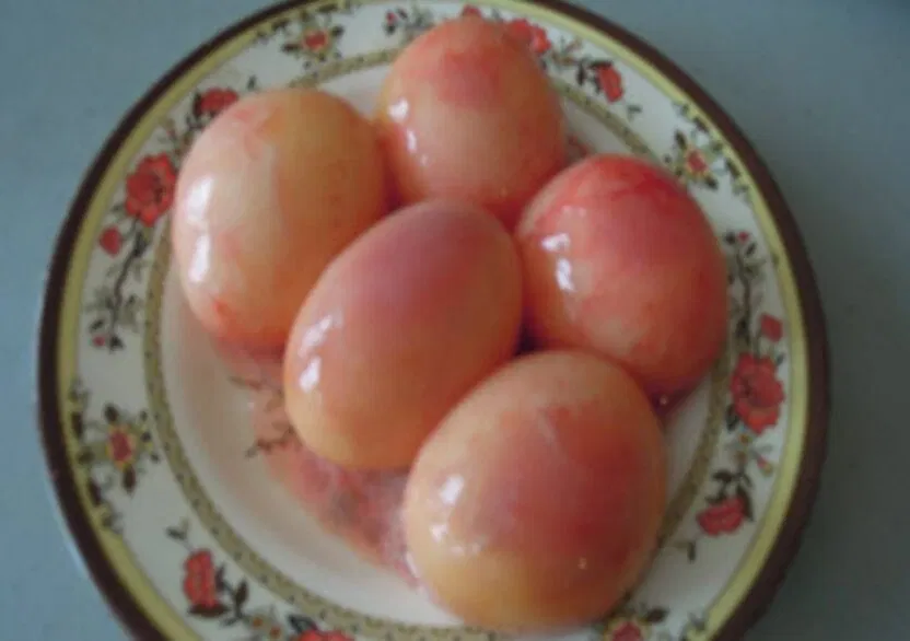 Con người ăn trứng của rất nhiều loài chứ không phải mỗi gia cầm đâu nhé (Ảnh: Internet)