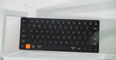 HyperWork HyperOne Gen 2: Bàn phím không dây đa năng, giá tốt cho dân văn phòng bàn phím Cảm giác gõ HyperOne Gen 2 Khung kim loại pin