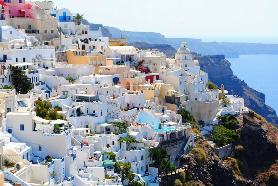 Santorini - Hòn đảo "thiên thần" của Hy Lạp (Nguồn: Internet)