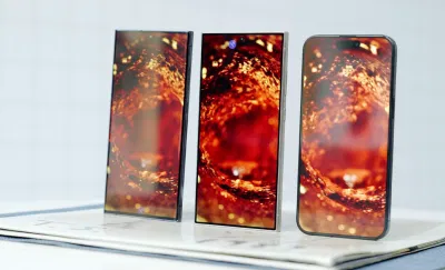 Galaxy S23 Ultra (trái) – Galaxy S24 Ultra (giữa) – iPhone 15 Pro Max (phải) Galaxy S23 Ultra (trái) – Galaxy S24 Ultra (giữa) – iPhone 15 Pro Max (phải)