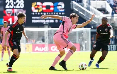 Suarez và màn tỏa sáng rực rỡ trước DC United (Nguồn: Internet) Suarez và màn tỏa sáng rực rỡ trước DC United (Nguồn: Internet)