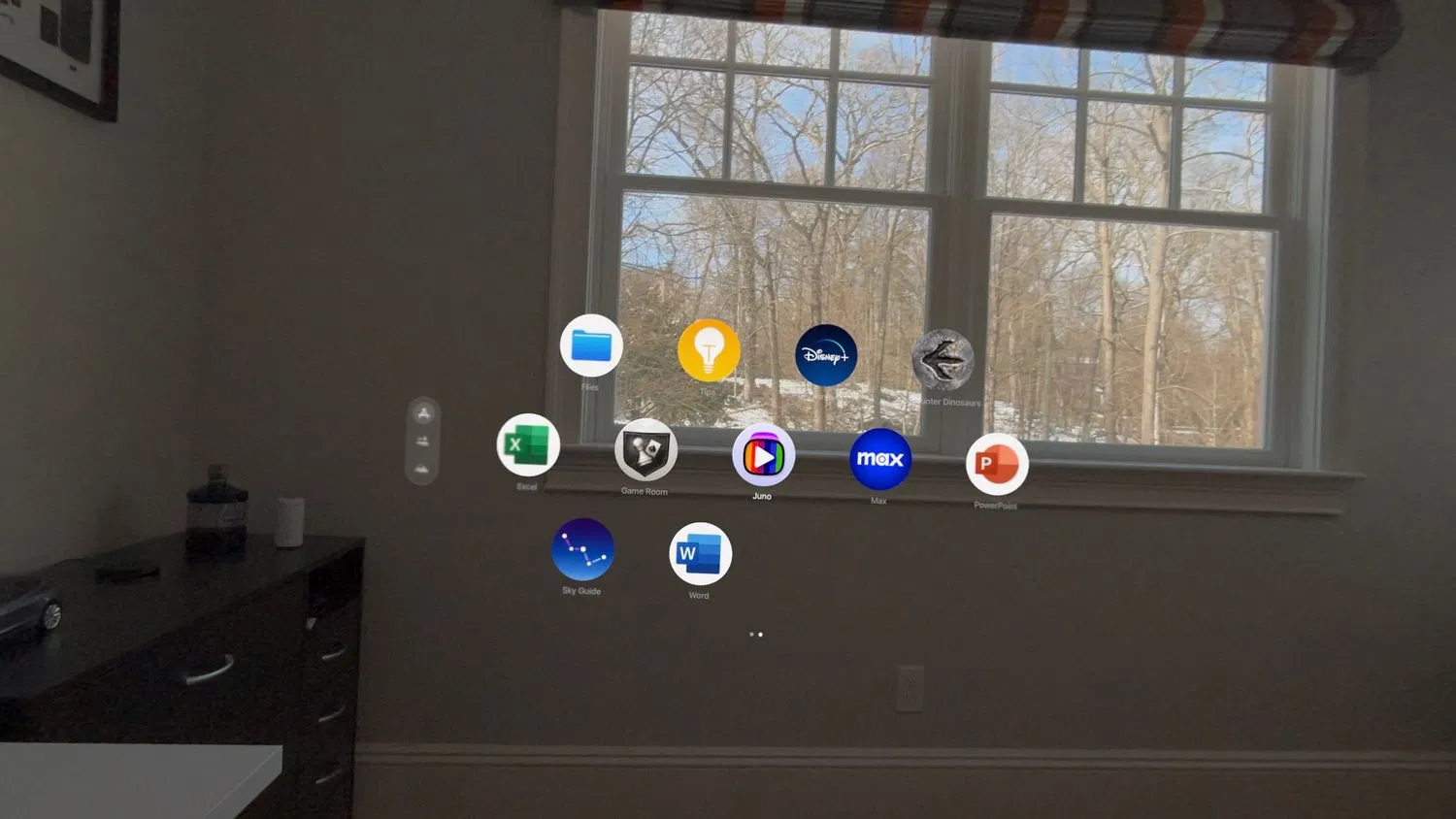 Ứng dụng trên màn hình chính của visionOS (Ảnh: Internet) Ứng dụng trên màn hình chính của visionOS (Ảnh: Internet)