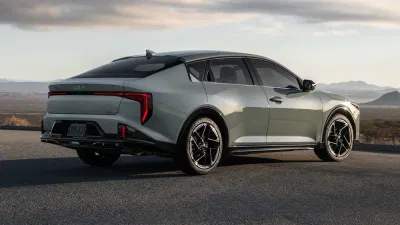 Xe Kia K4 (Ảnh: Internet) Xe Kia K4 (Ảnh: Internet)