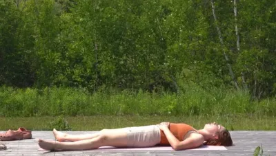 Tư thế Savasana (Ảnh: Internet) Tư thế Savasana (Ảnh: Internet)
