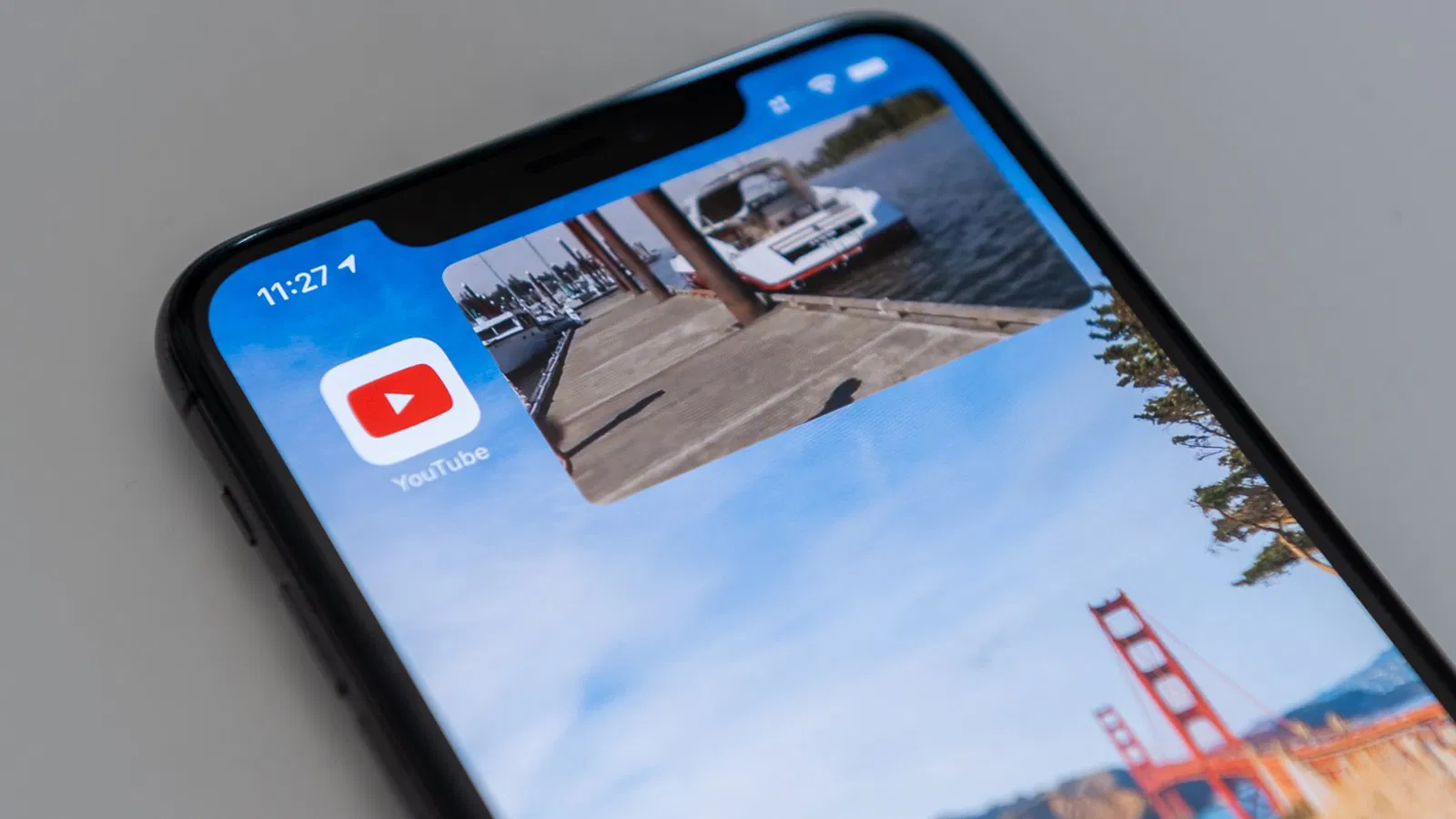 Picture-in-Picture miễn phí: YouTube chiêu đãi người dùng mới? Google Miễn phí Picture in Picture Reddit tính năng trải nghiệm tranh cãi YouTube Premium