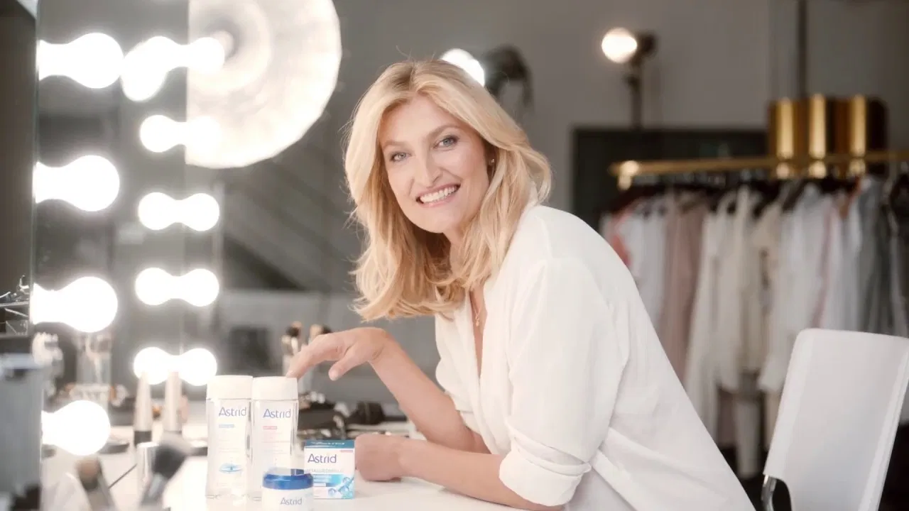 Gương mặt đại diện của thương hiệu Astrid hiện nay chính là Tereza Maxova (Nguồn: Internet)