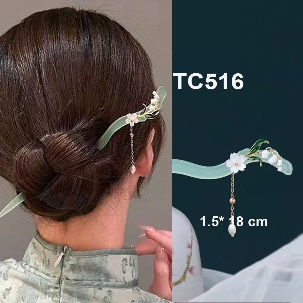 Trâm ngọc cài tóc quý phái (Nguồn: Internet) Trâm ngọc cài tóc quý phái (Nguồn: Internet)