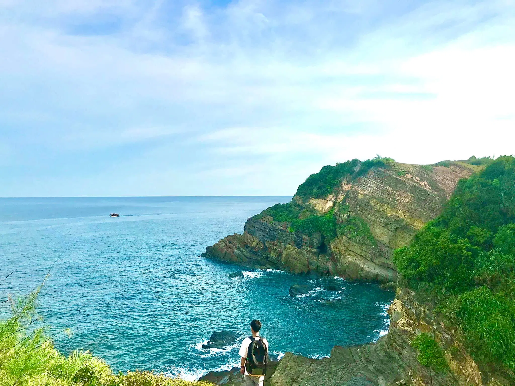 Những thứ cần chuẩn bị cho chuyến đi Cô Tô (Ảnh: Internet)