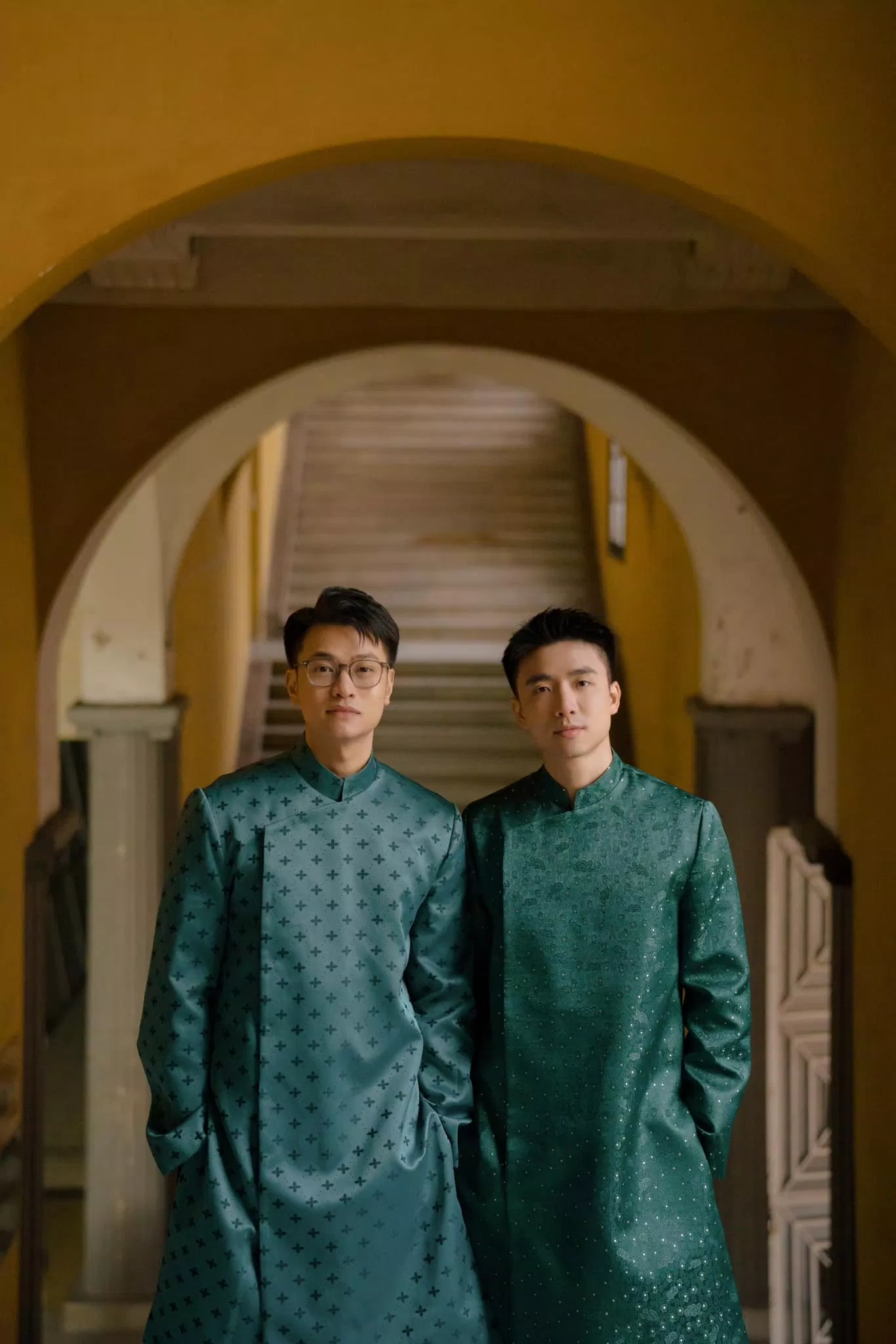 Ninh Anh Bùi (bên trái) và Nguyễn Tùng Dương (bên phải). (Ảnh: Internet)
