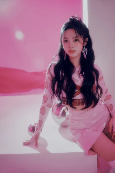 Elisia có phải là center của UNIS không? (Ảnh: Internet)